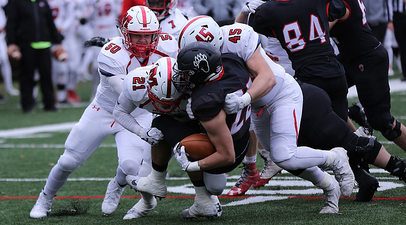 Monmouth defense stuffs Lake Forest ballcarrier